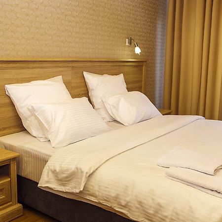 Family Inn Сухум Экстерьер фото