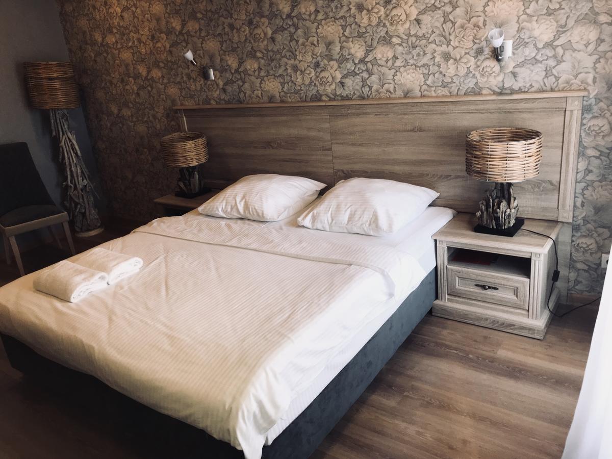 Family Inn Сухум Экстерьер фото