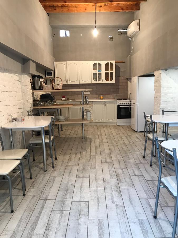 Family Inn Сухум Экстерьер фото